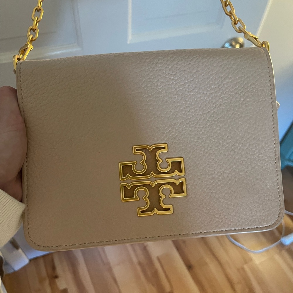 Tory Burch Cream Crossbody With Gold Hardware